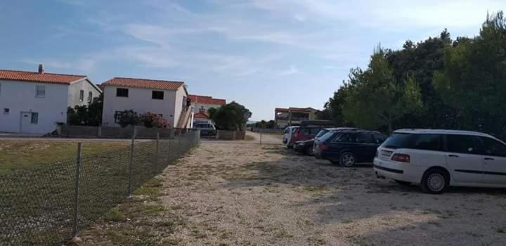N.N Apartment Vir Luaran gambar